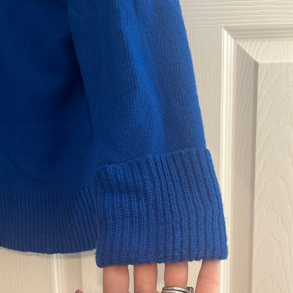 1.State Blue Off the Shoulder Turtleneck. Size M. - Picture 8 of 8